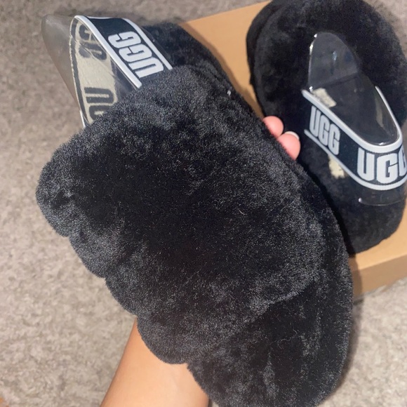 Uggs - Picture 2 of 8